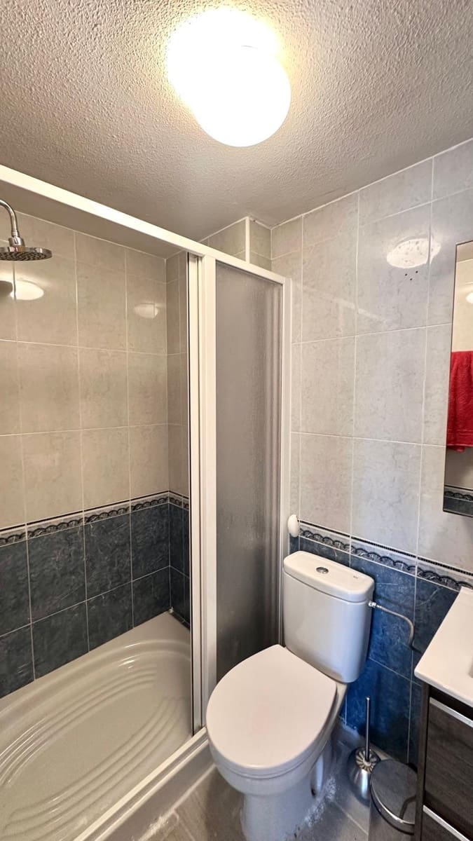 3 soverom Rekkehus til salgs i Torrevieja med svømmebasseng - € 179 000 (Ref: 9295985)