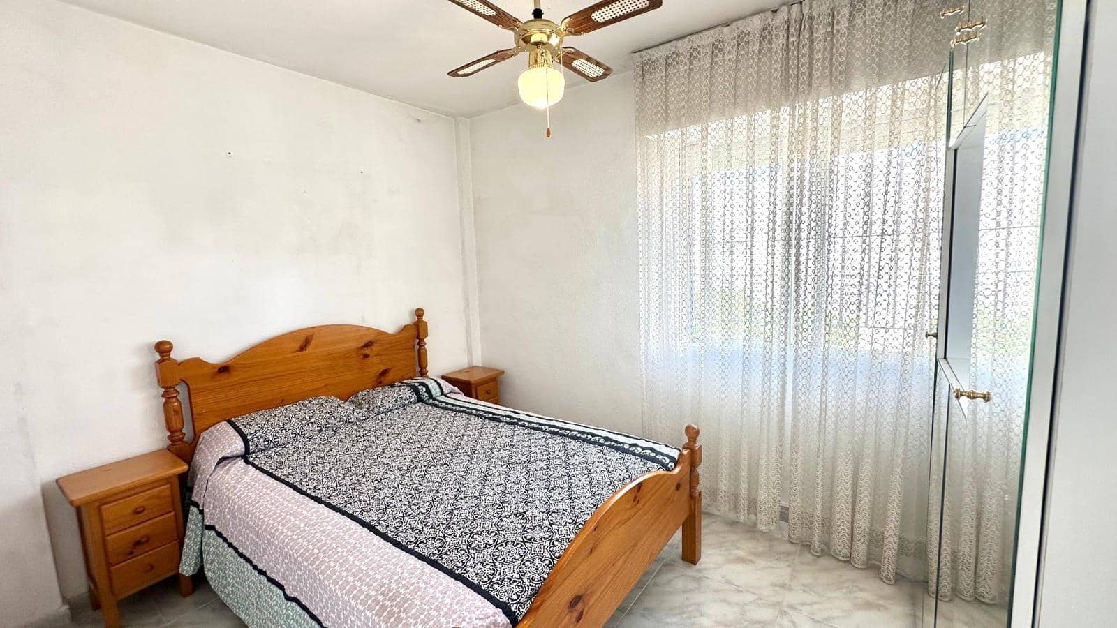 3 soverom Rekkehus til salgs i Torrevieja med svømmebasseng - € 179 000 (Ref: 9295985)