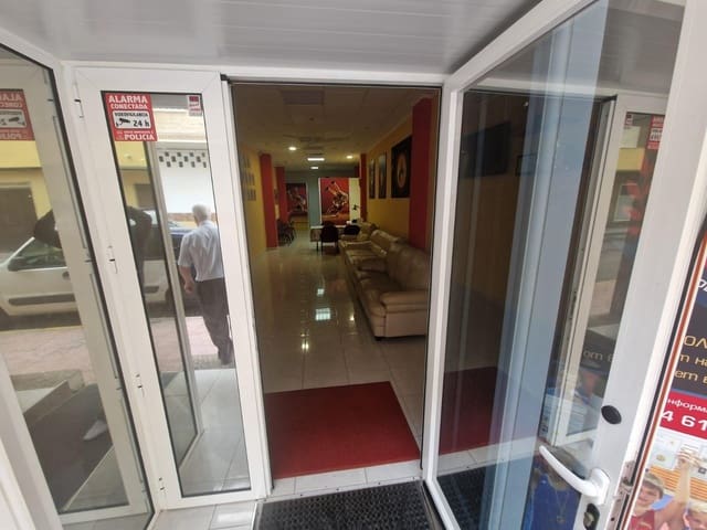 Local Comercial en Torrevieja en venta - 120.000 € (Ref: 9295994)