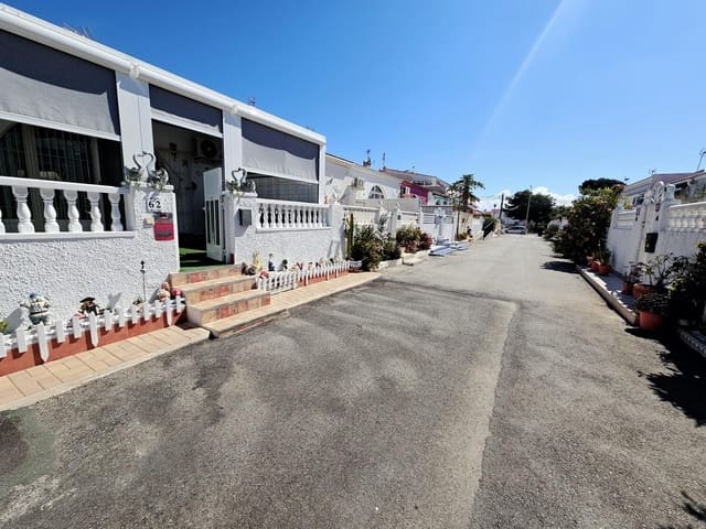 2 quarto Bungalow para venda em Torrevieja - 143 000 € (Ref: 9296000)