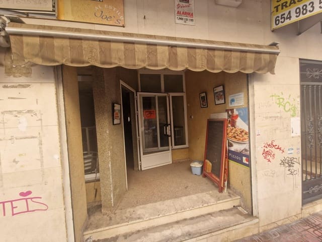 Local Comercial en Torrevieja en venta - 149.900 € (Ref: 9296003)