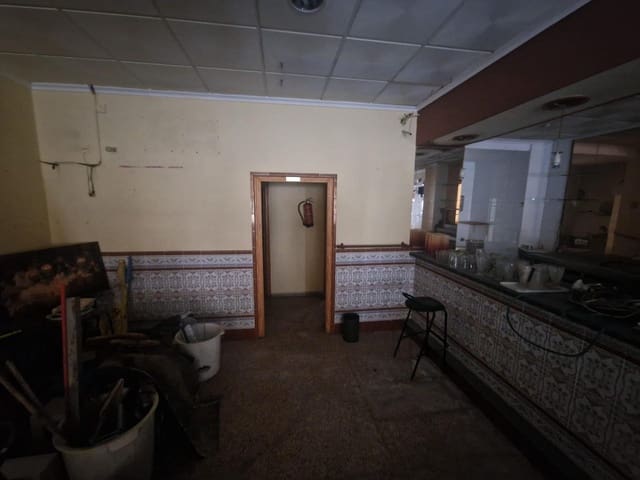 Local Comercial en Torrevieja en venta - 149.900 € (Ref: 9296003)