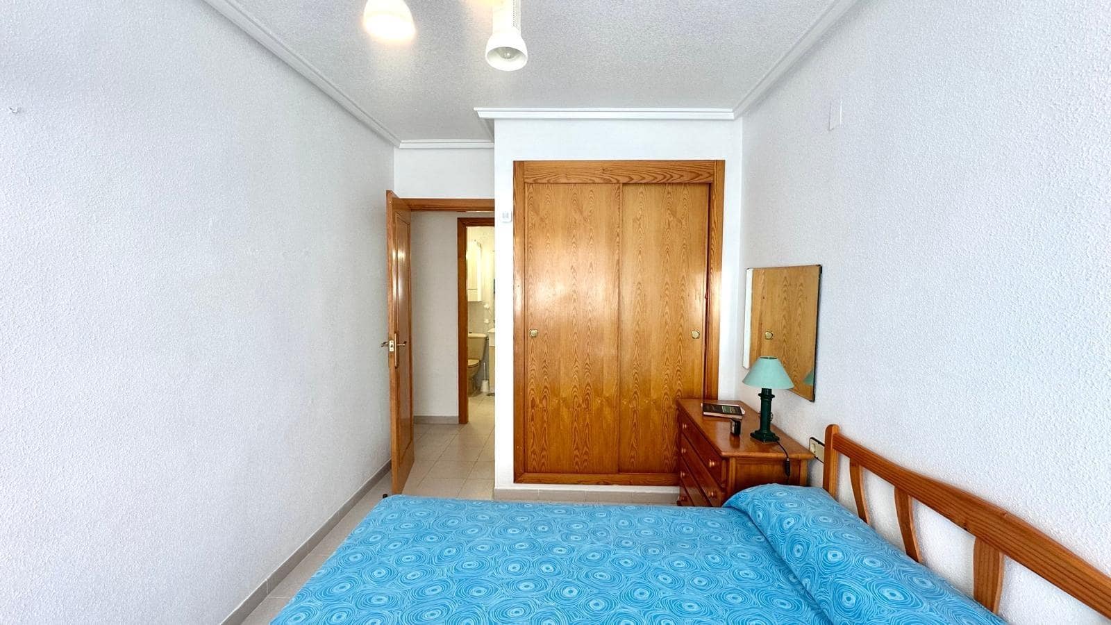 2 bedroom Penthouse for sale in Torrevieja with pool - € 158,000 (Ref: 9296006)