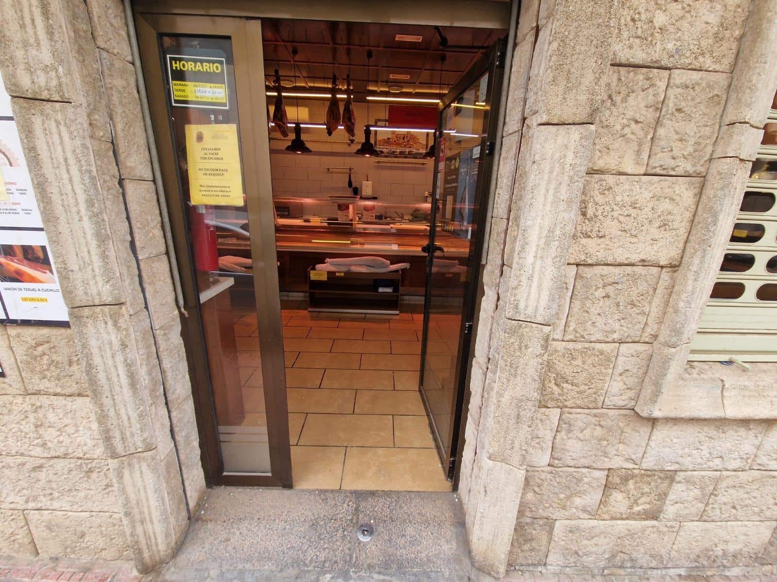 Commercial for sale in Torrevieja - € 270,000 (Ref: 9296027)