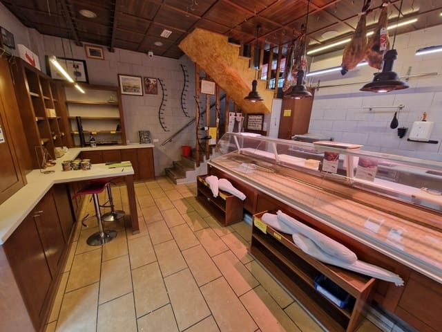 Local Comercial en Torrevieja en venta - 270.000 € (Ref: 9296027)