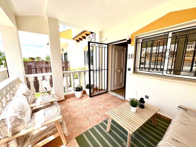 3 sypialnia Dom szeregowy na sprzedaż w Orihuela z basenem - 288 000 € (Ref: 9296031)