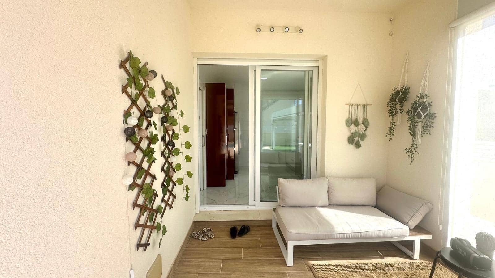 3 soverom Villa til salgs i Torrevieja med svømmebasseng - € 749 000 (Ref: 9296050)