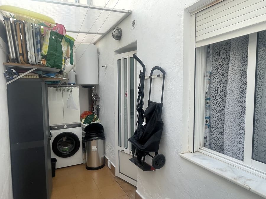 3 soveværelse Lejlighed til salg i La Florida med swimmingpool - € 169.900 (Ref: 9309192)