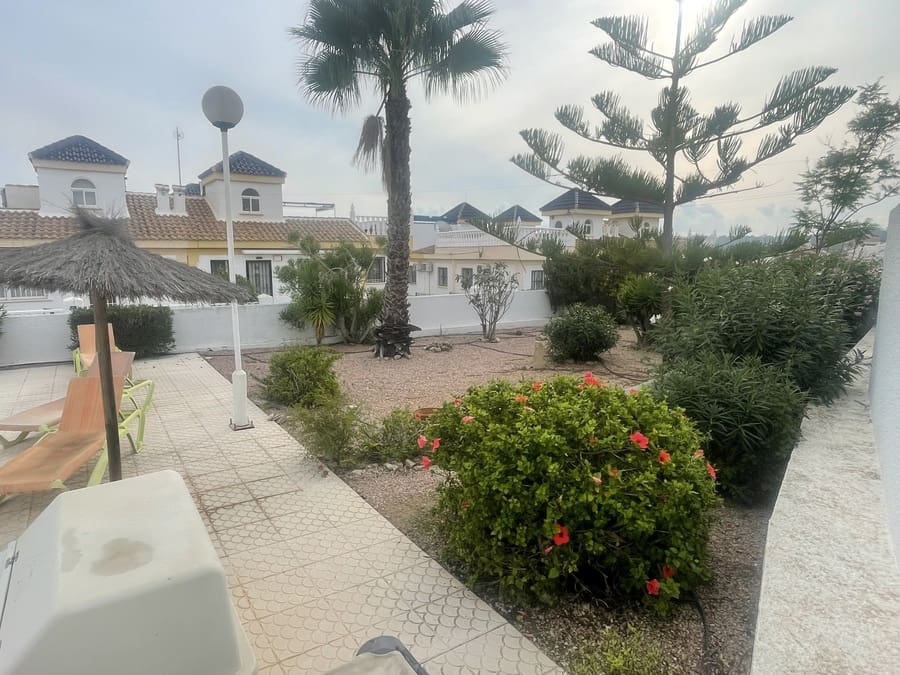 3 Zimmer Bungalow zu verkaufen in Ciudad Quesada mit Pool - 190.000 € (Ref: 9314652)