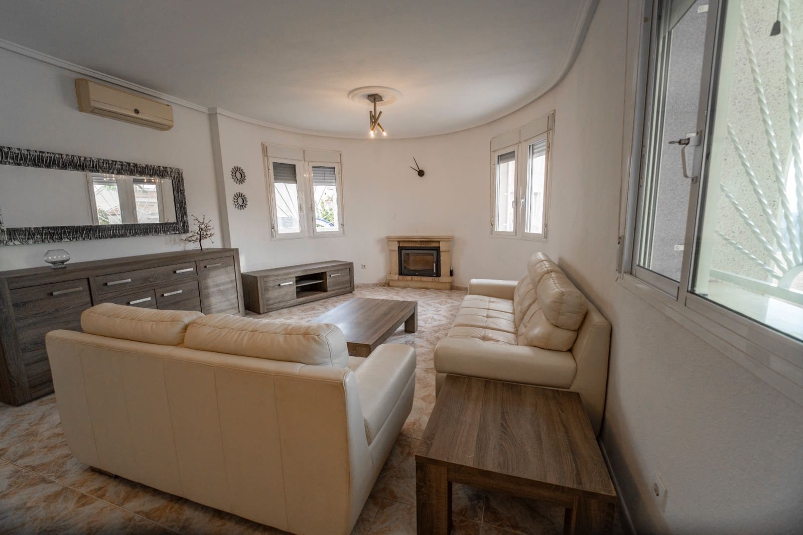 2 makuuhuone Huvila myytävänä paikassa Ciudad Quesada - 239 950 € (Ref: 9318055)