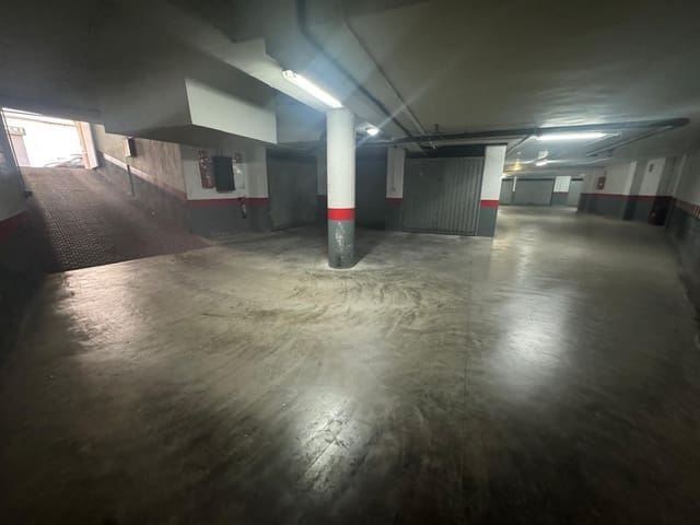 Garage til salg i Torrevieja - € 28.630 (Ref: 9329779)