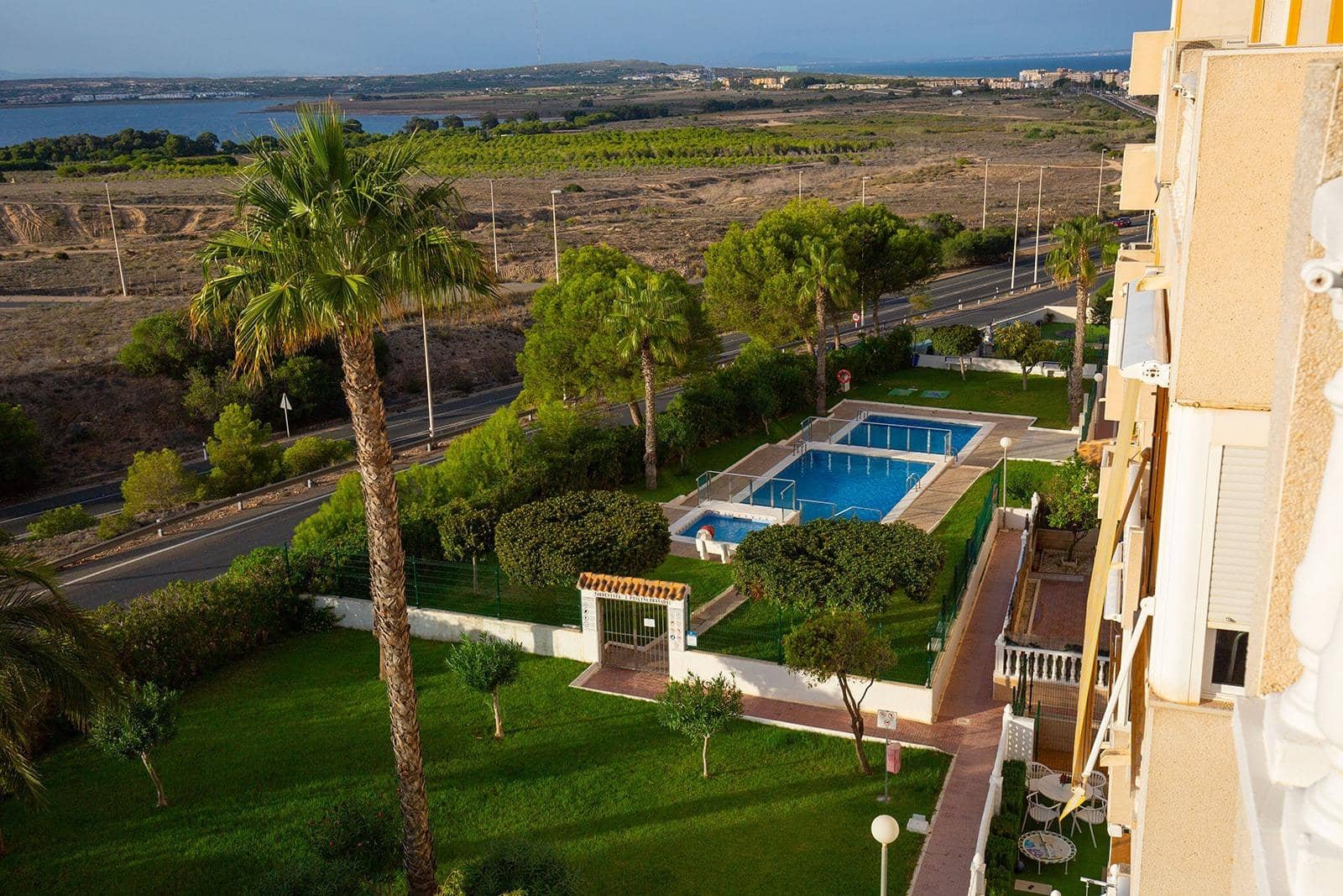 2 quarto Apartamento para venda em Torrevieja com piscina - 138 000 € (Ref: 9329784)