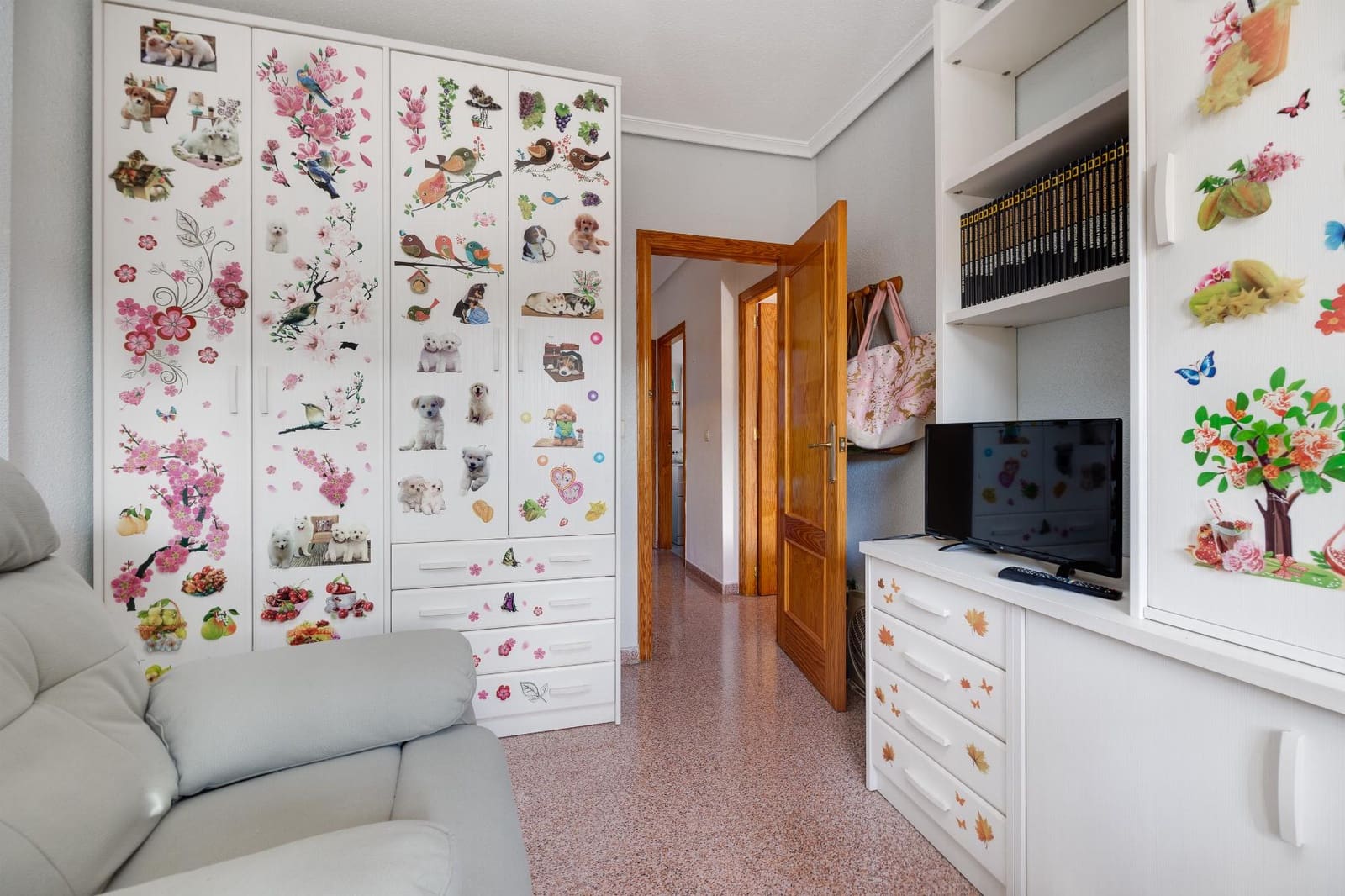 Apartamento de 2 habitaciones en Torrevieja en venta - 169.500 € (Ref: 9339203)