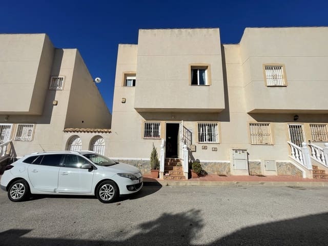 3 slaapkamer Halfvrijstaande villa te koop in Ciudad Quesada, Rojales met zwembad - € 179.900 (Ref: 9343959)
