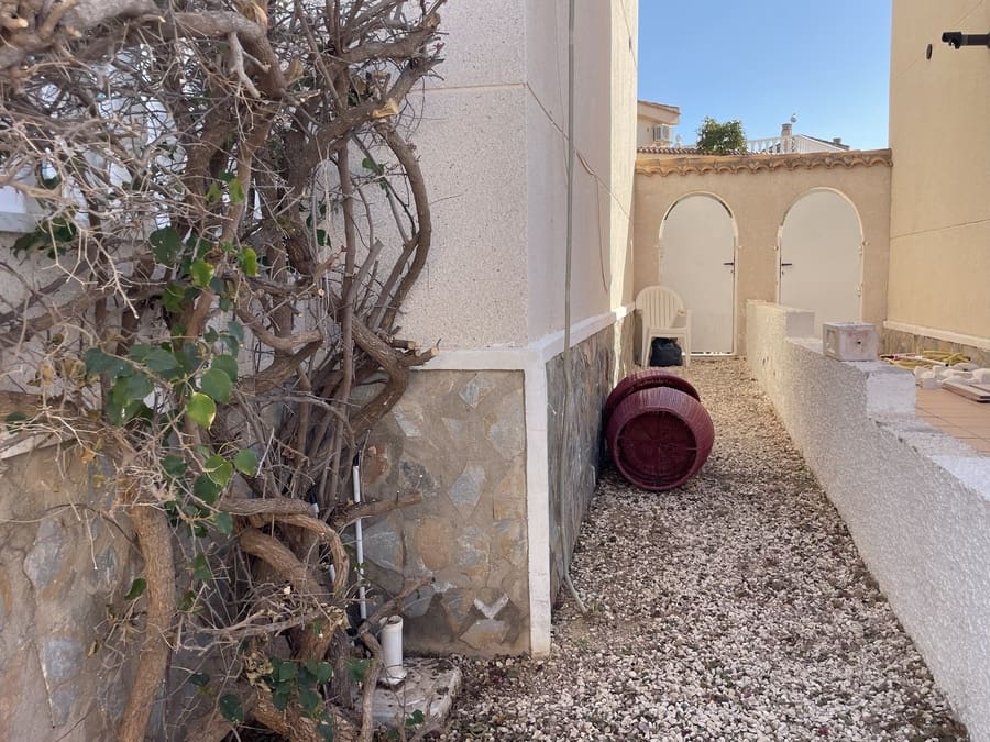 3 sovrum Semi-fristående Villa till salu i Ciudad Quesada med pool - 199 000 € (Ref: 9343959)