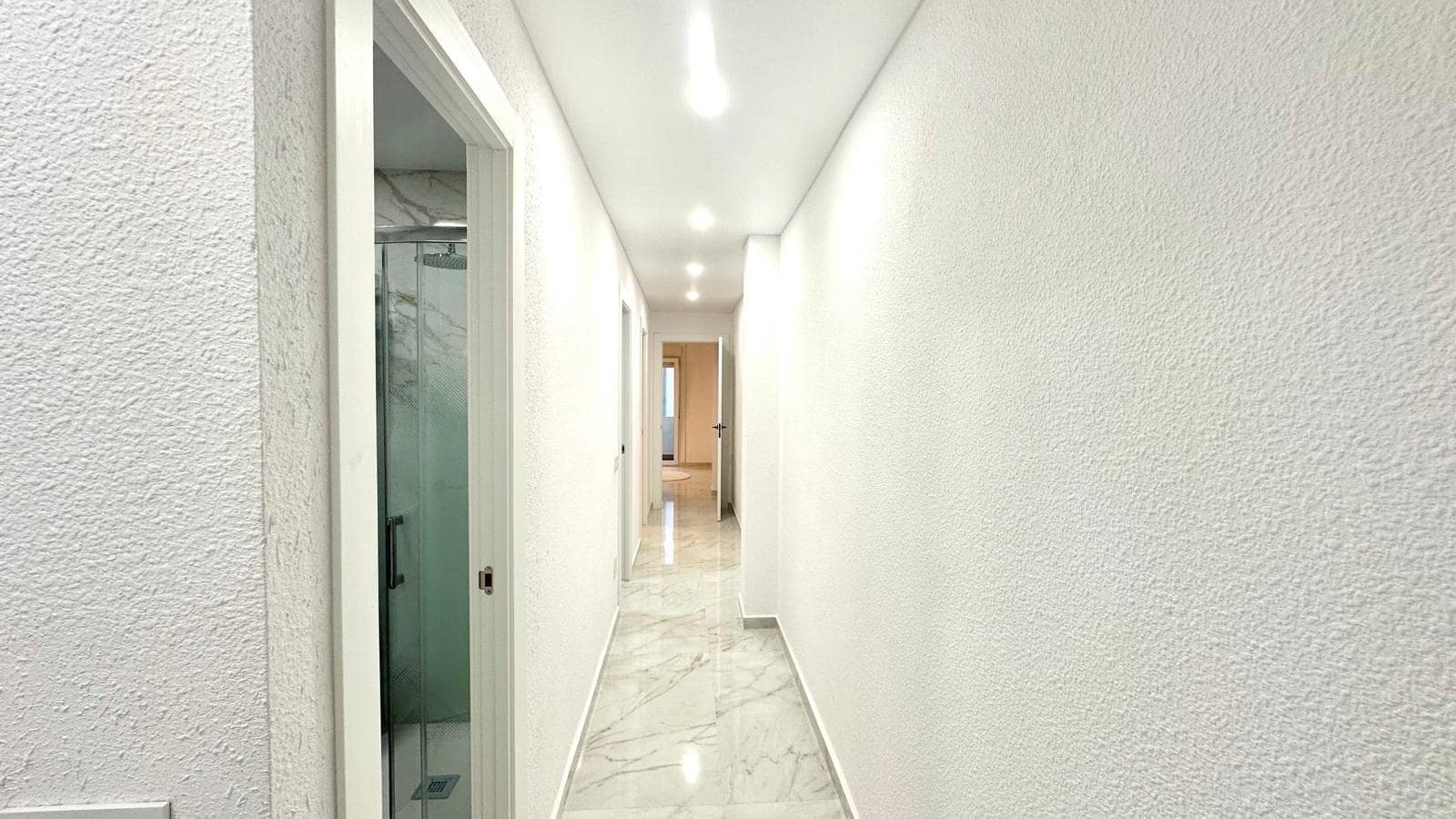 3 quarto Apartamento para venda em Torrevieja - 209 000 € (Ref: 9349802)