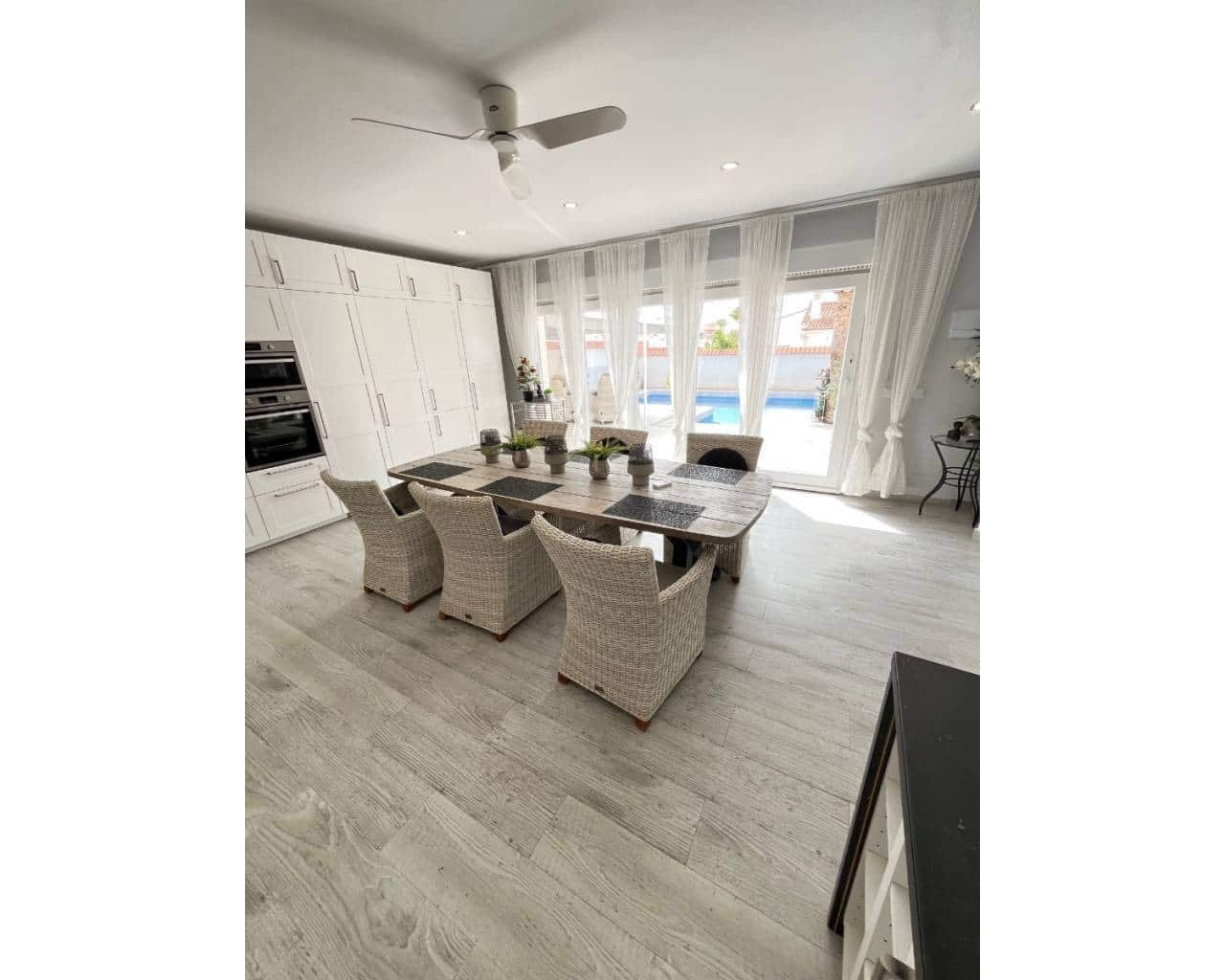 3 makuuhuone Huvila myytävänä paikassa Ciudad Quesada mukana uima-altaan - 585 000 € (Ref: 9353950)