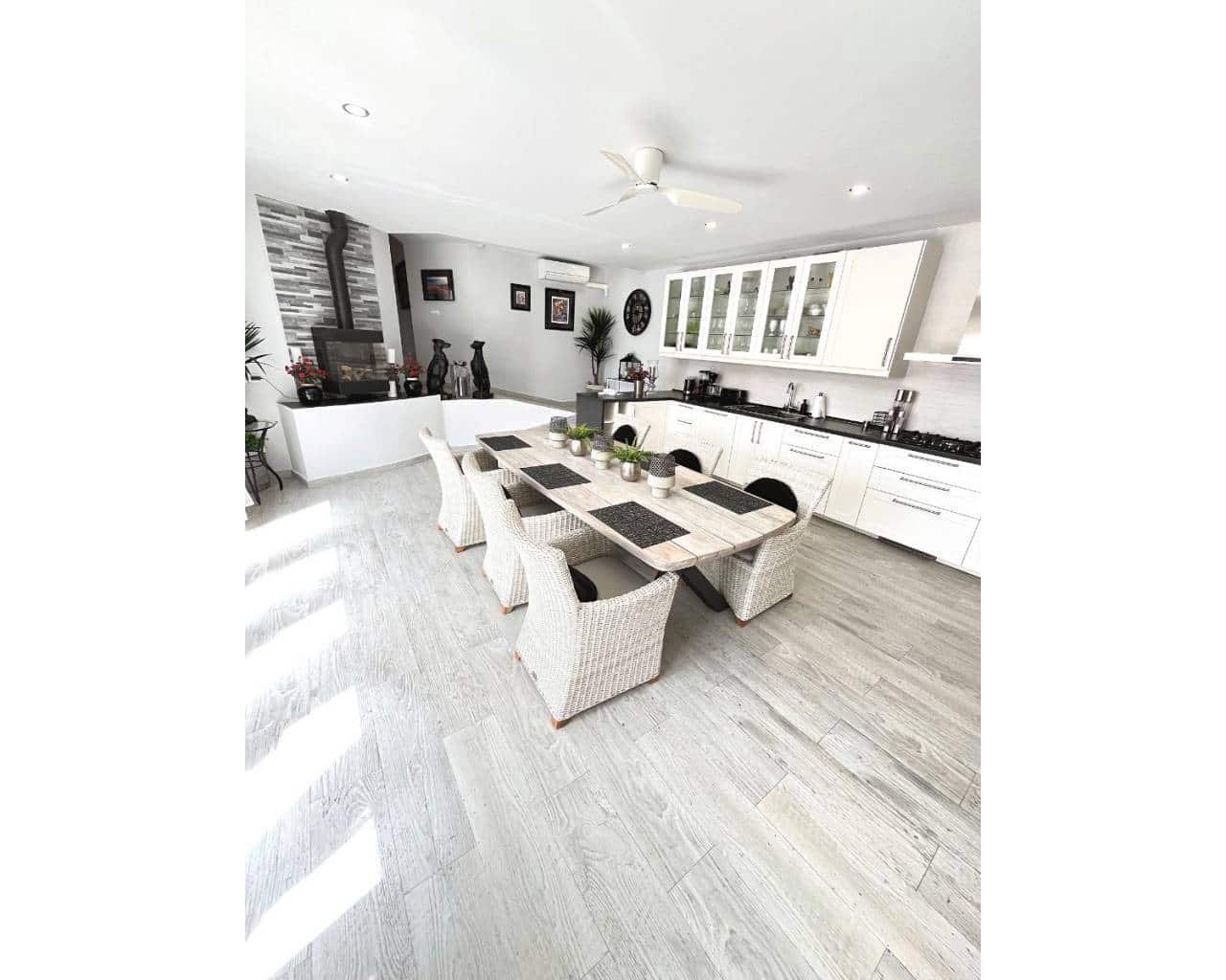 3 makuuhuone Huvila myytävänä paikassa Ciudad Quesada mukana uima-altaan - 585 000 € (Ref: 9353950)