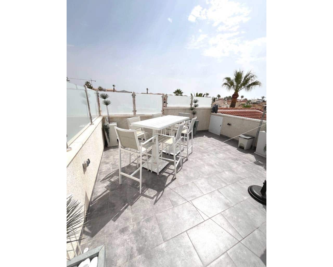 3 makuuhuone Huvila myytävänä paikassa Ciudad Quesada mukana uima-altaan - 585 000 € (Ref: 9353950)