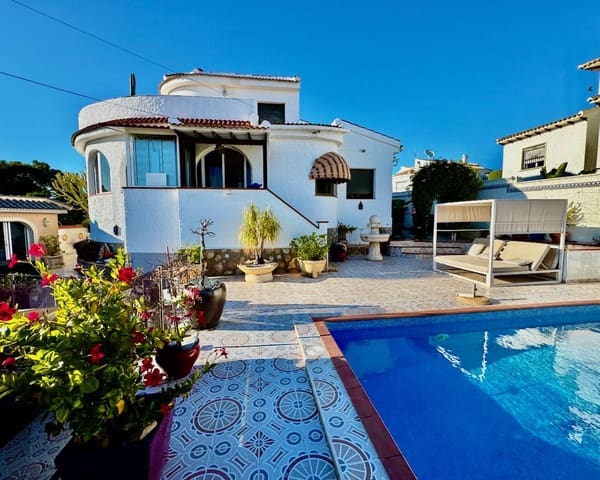 4 camera da letto Villa in vendita in Ciudad Quesada, Rojales con piscina - 690.000 € (Rif: 9357419)