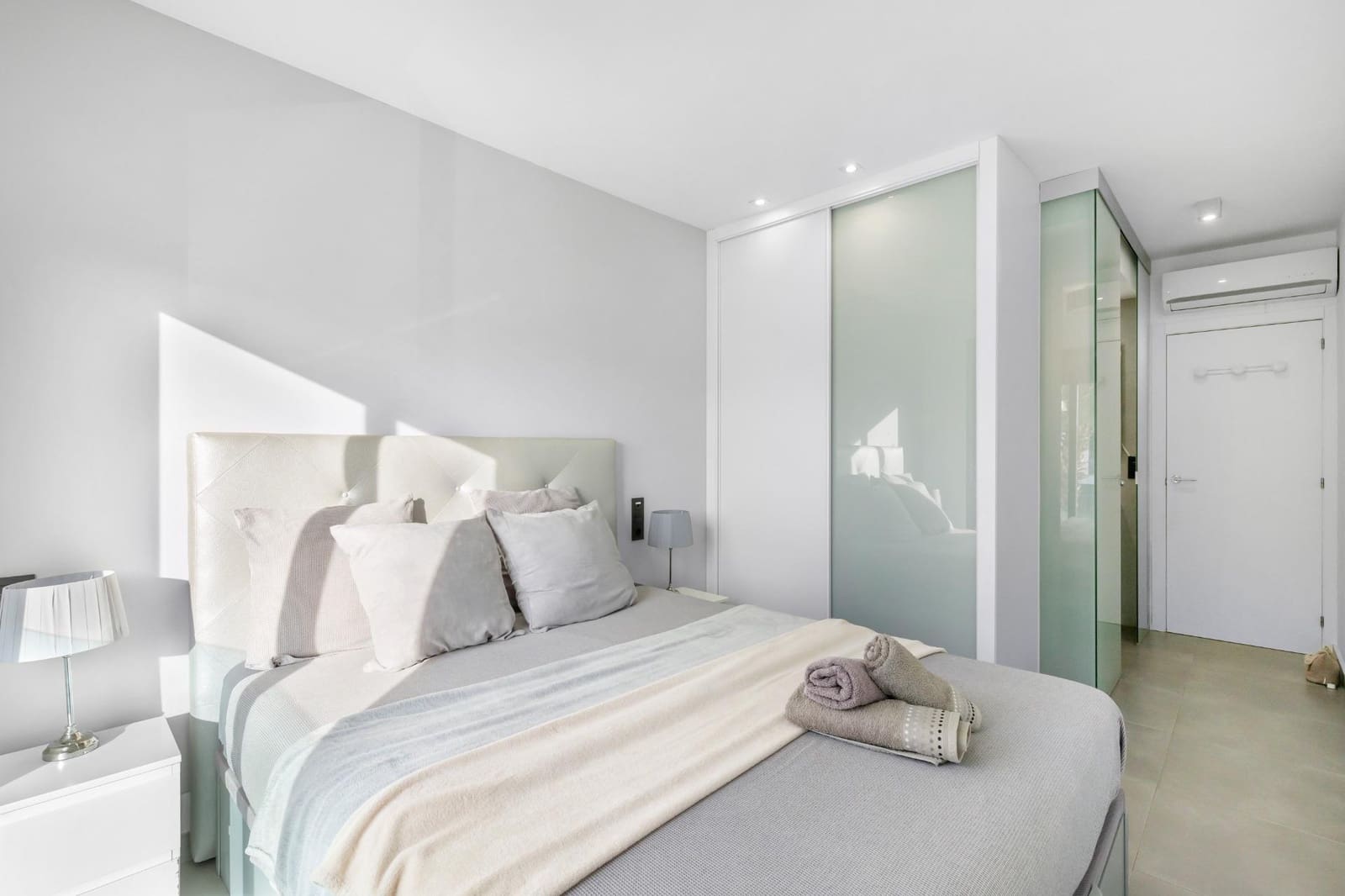 2 camera da letto Bungalow in vendita in Torrevieja con piscina garage - 289.900 € (Rif: 9357421)