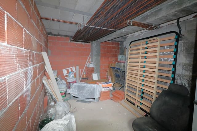 Studio til salg i Torrevieja med swimmingpool - € 98.000 (Ref: 9357422)