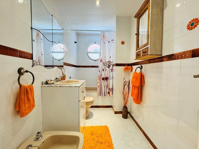 2 bedroom Townhouse for sale in La Mata with pool - € 210,000 (Ref: 9360258)