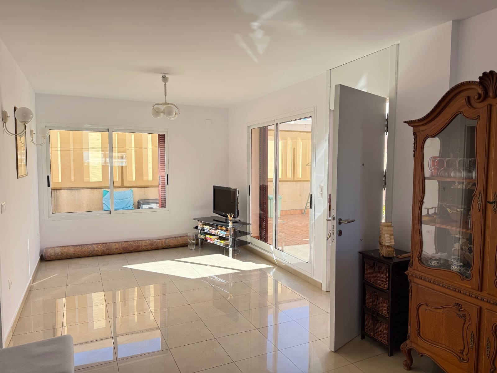 2 makuuhuone Kattohuoneisto myytävänä paikassa Orihuela Costa mukana uima-altaan 
autotalli - 204 000 € (Ref: 9360269)