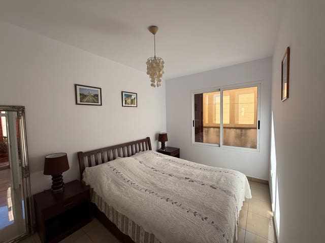 2 makuuhuone Kattohuoneisto myytävänä paikassa Orihuela Costa, Orihuela mukana uima-altaan 
autotalli - 204 000 € (Ref: 9360269)