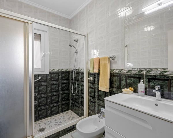 2 bedroom Villa for sale in Ciudad Quesada, Rojales with pool garage - € 325,000 (Ref: 9362836)