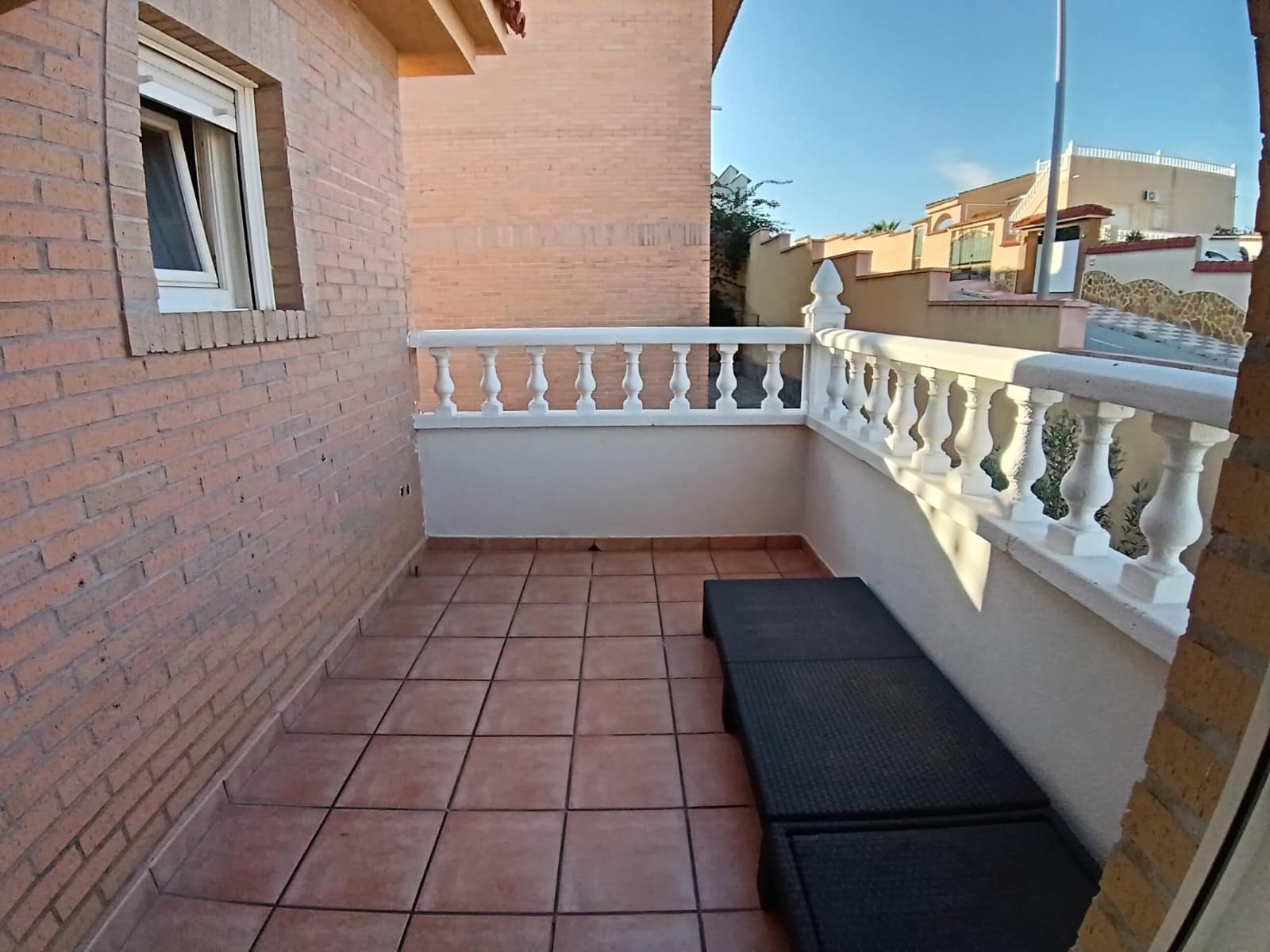 3 makuuhuone Huvila myytävänä paikassa Ciudad Quesada mukana uima-altaan 
autotalli - 299 000 € (Ref: 9362837)