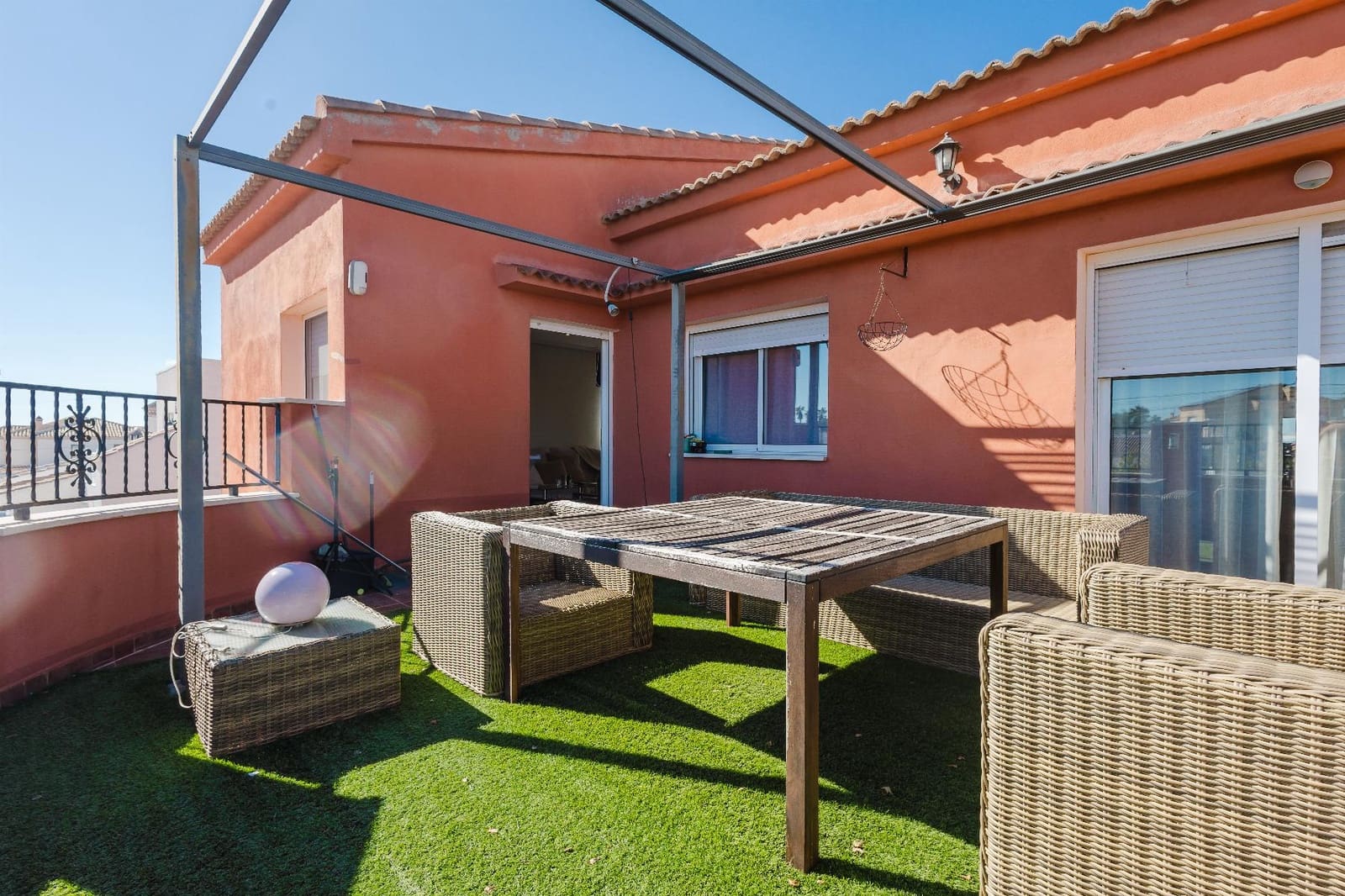 6 bedroom Villa for sale in Torrevieja with pool garage - € 449,000 (Ref: 9369157)