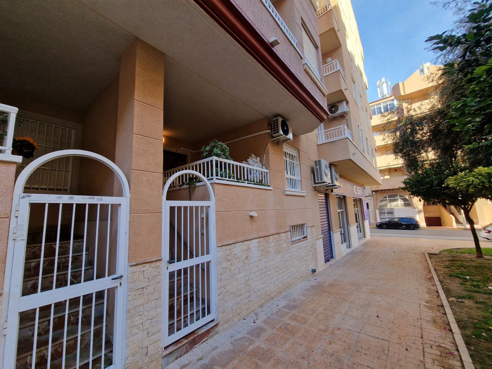 1 bedroom Apartment for sale in Guardamar del Segura - € 117,500 (Ref: 9369158)