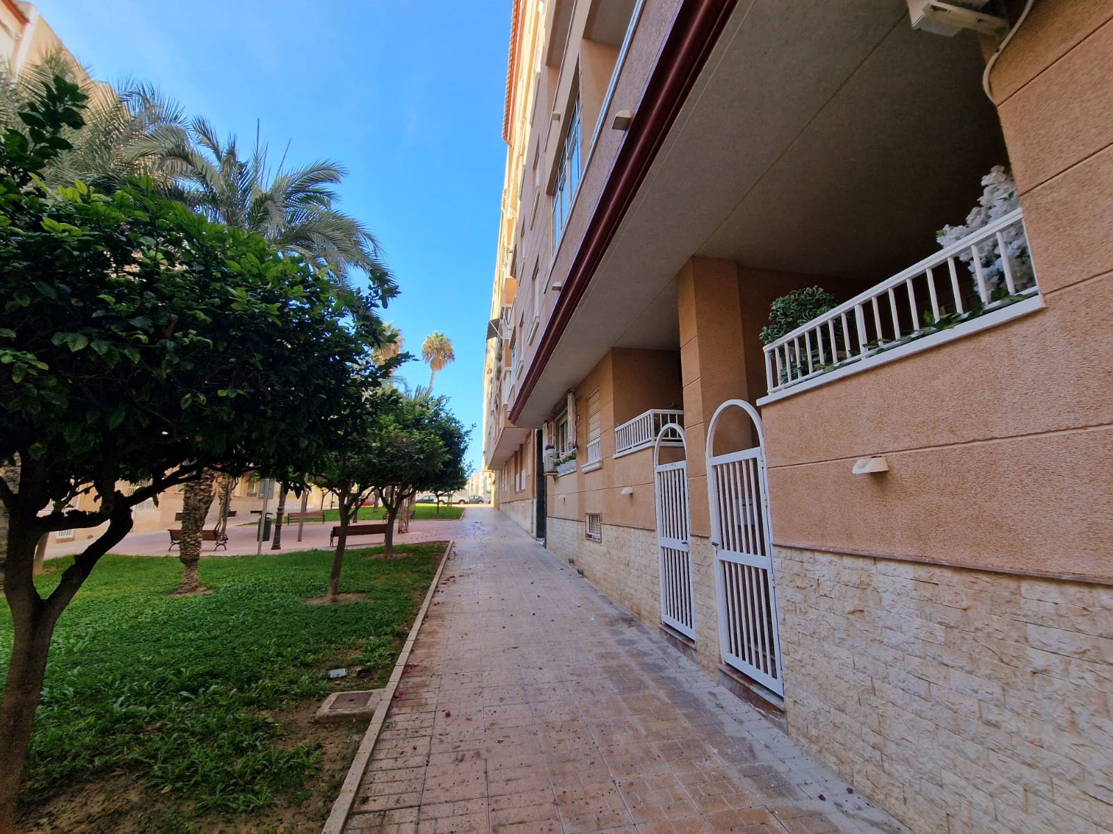1 bedroom Apartment for sale in Guardamar del Segura - € 117,500 (Ref: 9369158)