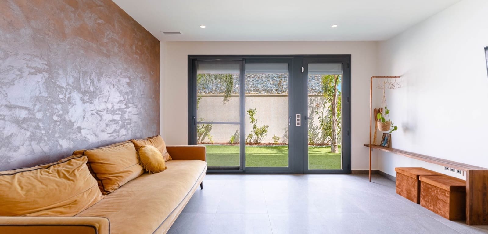 5 soverom Villa til salgs i San Miguel de Salinas med svømmebasseng garasje - € 780 000 (Ref: 9372186)