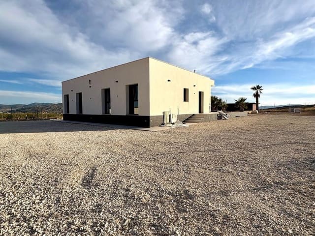 4 makuuhuone Huvila myytävänä paikassa Pinoso mukana uima-altaan - 449 950 € (Ref: 9377702)