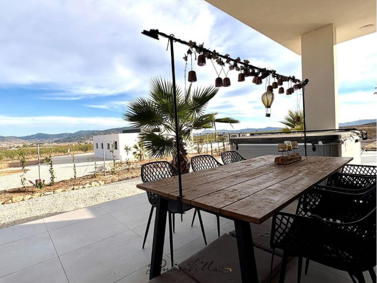 4 bedroom Villa for sale in Pinoso with pool - € 449,950 (Ref: 9377702)