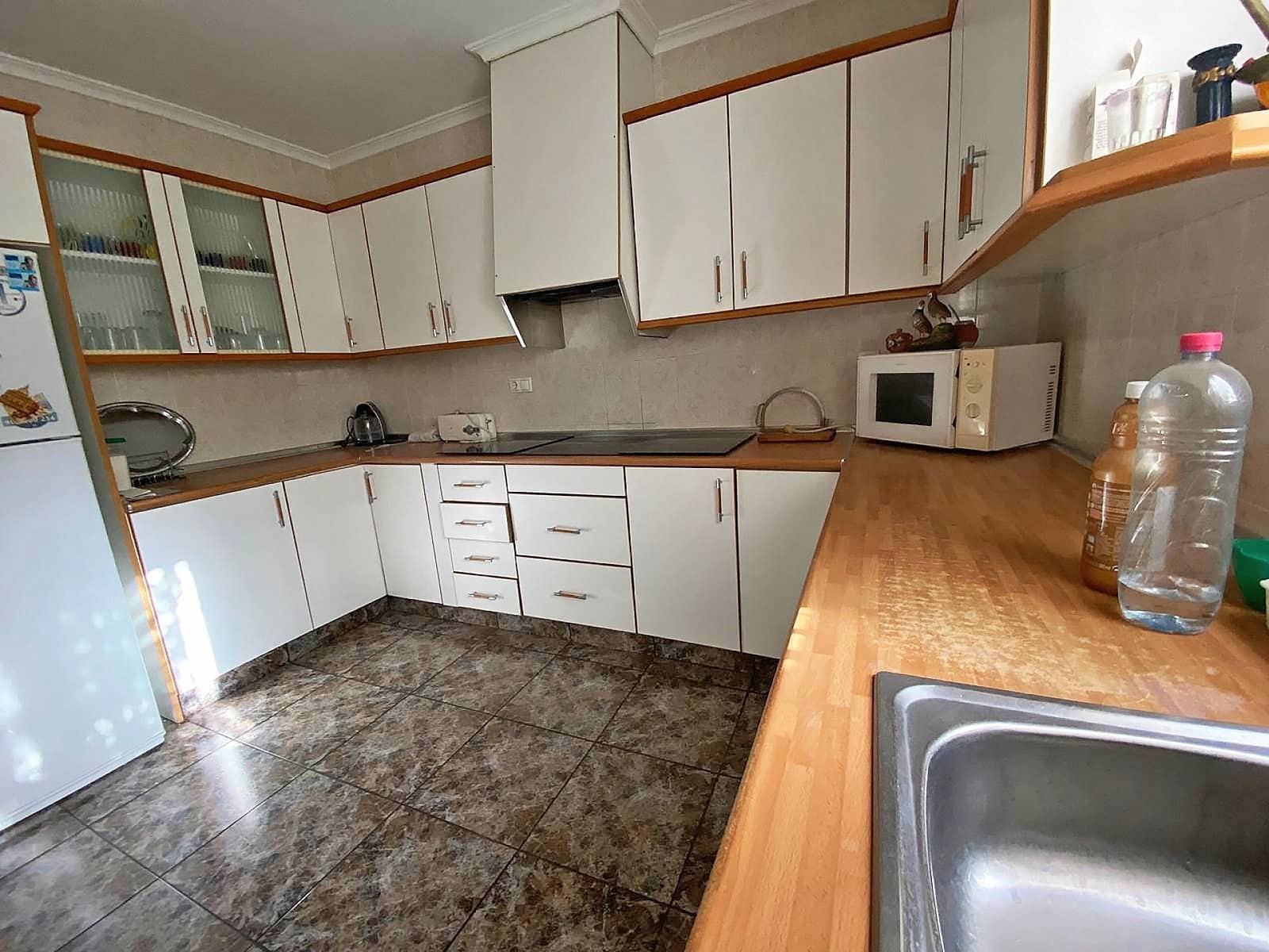 3 bedroom Townhouse for sale in Pinoso with garage - € 149,500 (Ref: 9377708)