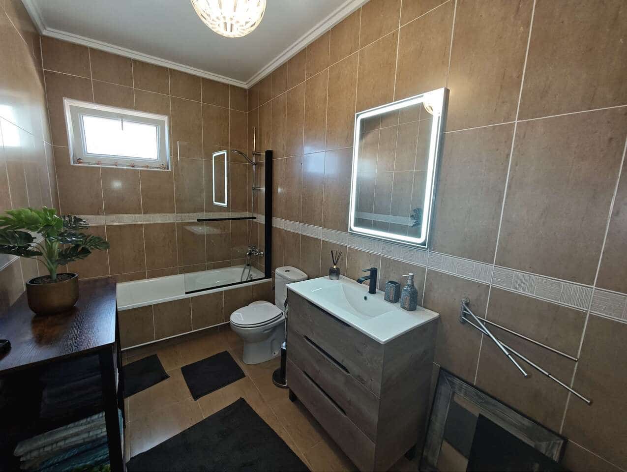 3 soverom Villa til salgs i Sax med svømmebasseng garasje - € 399 995 (Ref: 9383228)