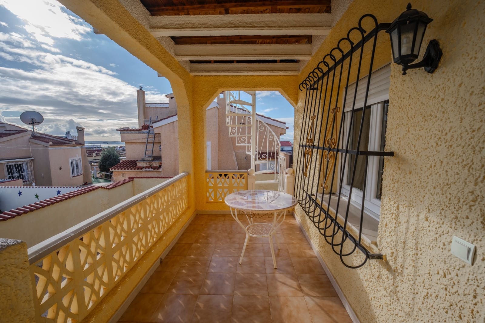 2 bedroom Villa for sale in Ciudad Quesada - € 175,000 (Ref: 9383231)