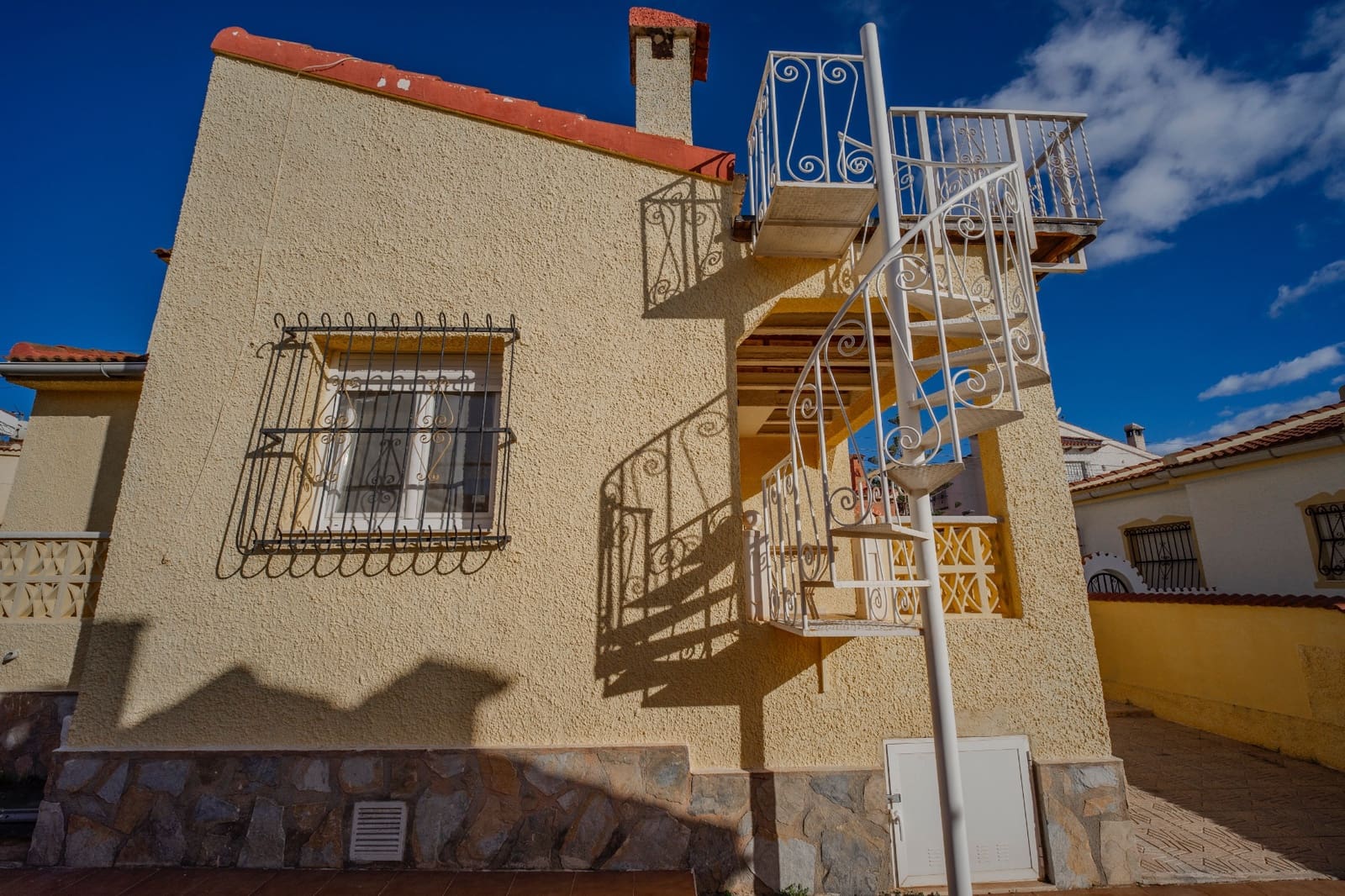 2 bedroom Villa for sale in Ciudad Quesada - € 175,000 (Ref: 9383231)