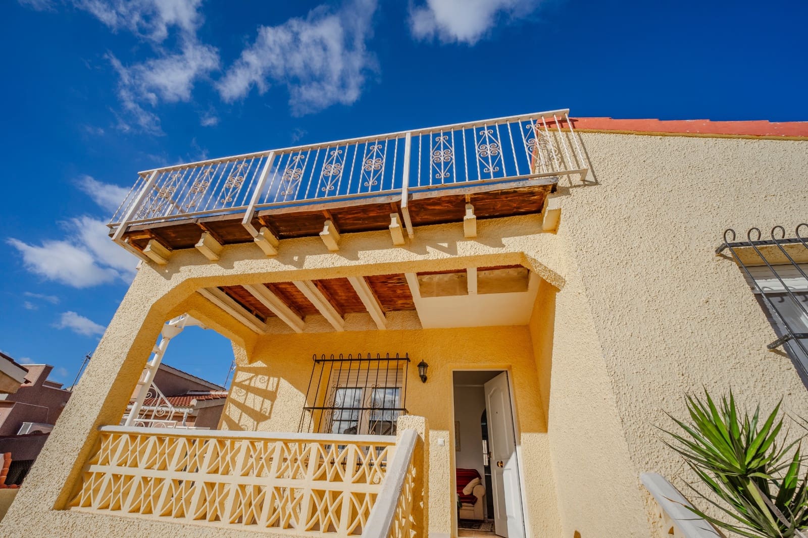 2 bedroom Villa for sale in Ciudad Quesada - € 175,000 (Ref: 9383231)