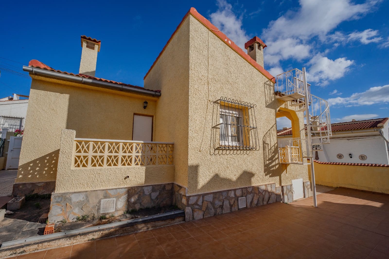 2 bedroom Villa for sale in Ciudad Quesada - € 175,000 (Ref: 9383231)