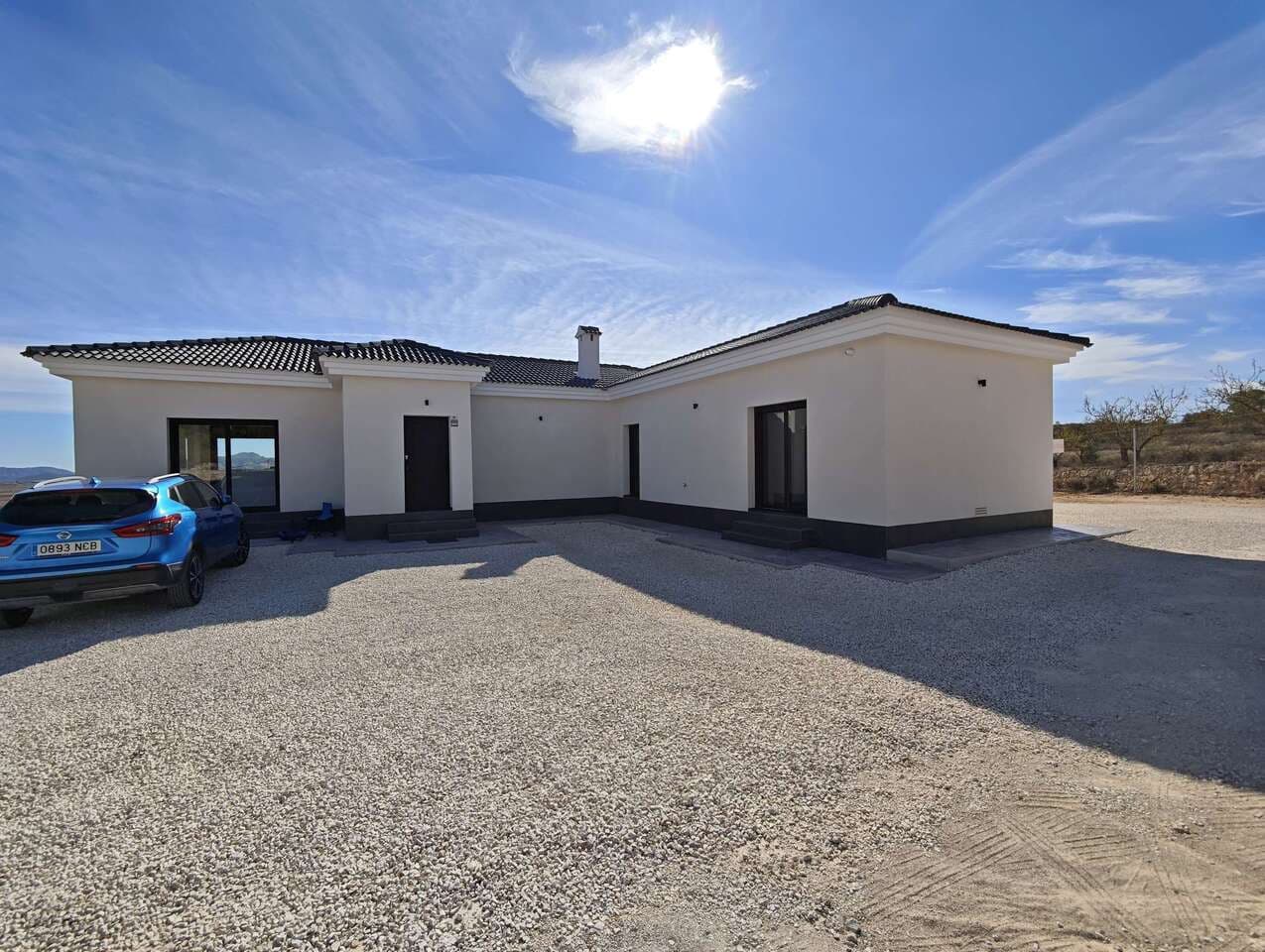 4 bedroom Villa for sale in Pinoso with pool - € 549,995 (Ref: 9383236)