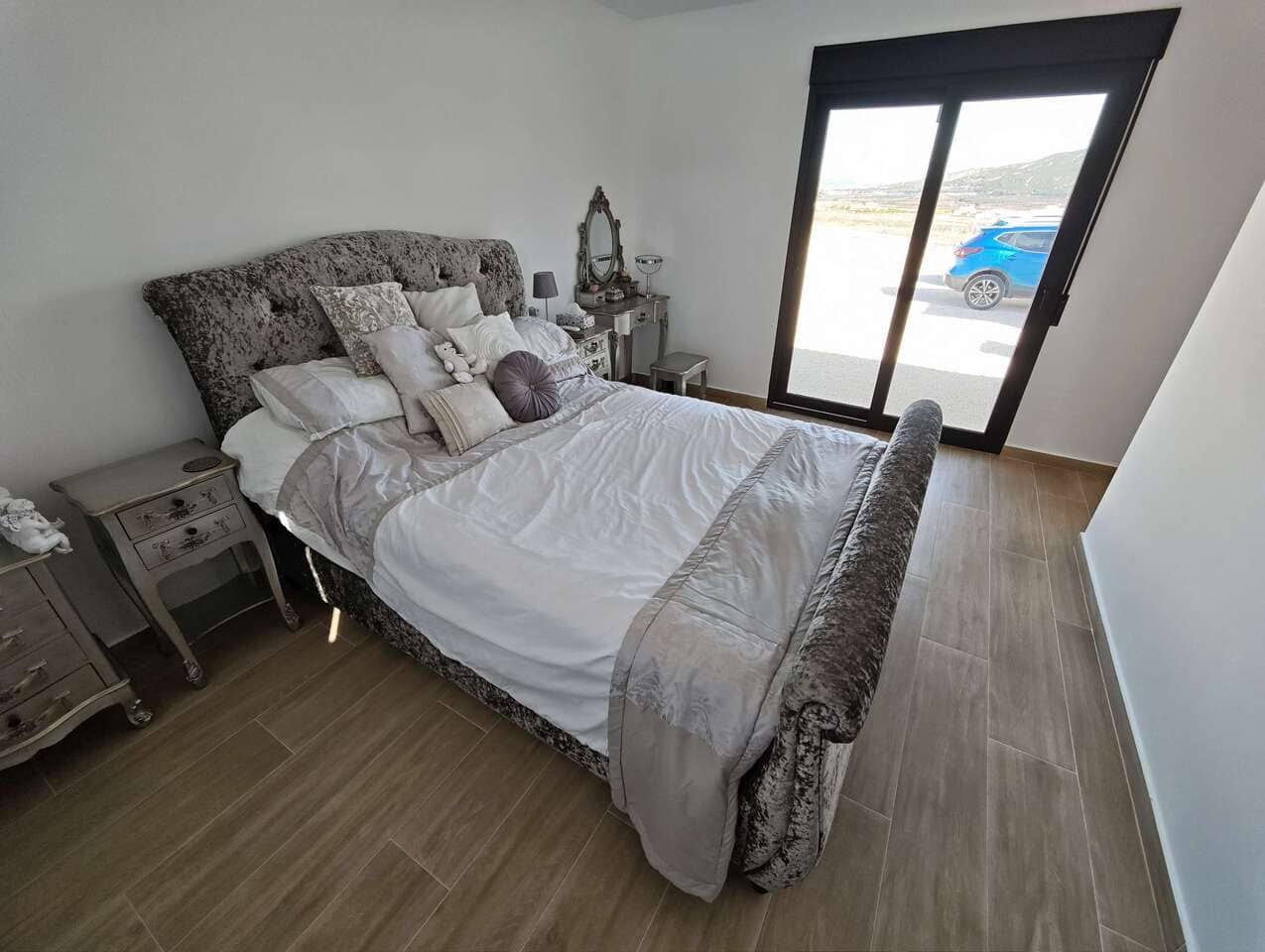 4 bedroom Villa for sale in Pinoso with pool - € 549,995 (Ref: 9383236)