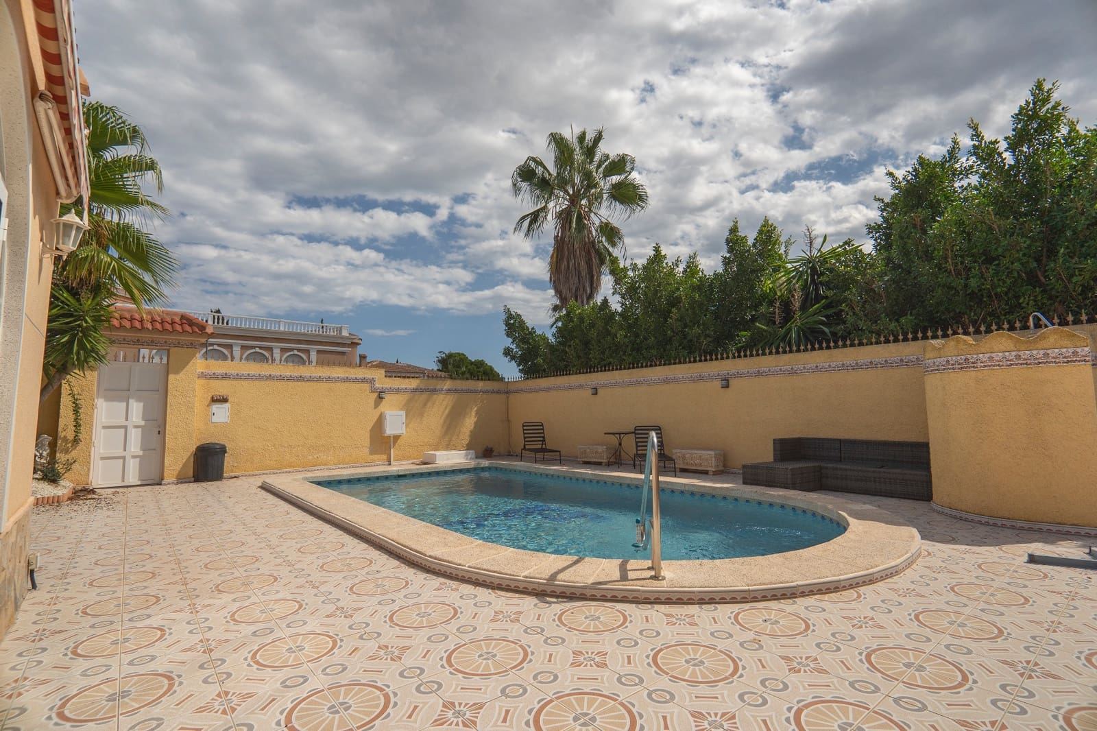 3 makuuhuone Huvila myytävänä paikassa Ciudad Quesada mukana uima-altaan - 387 500 € (Ref: 9383237)