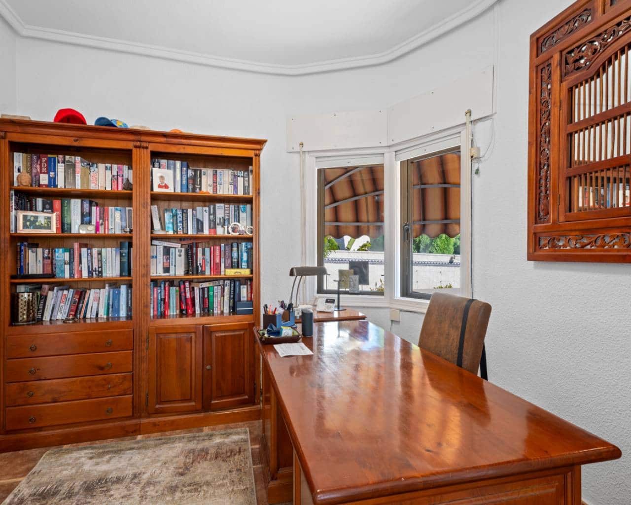 4 makuuhuone Huvila myytävänä paikassa Ciudad Quesada mukana uima-altaan - 650 000 € (Ref: 9386324)