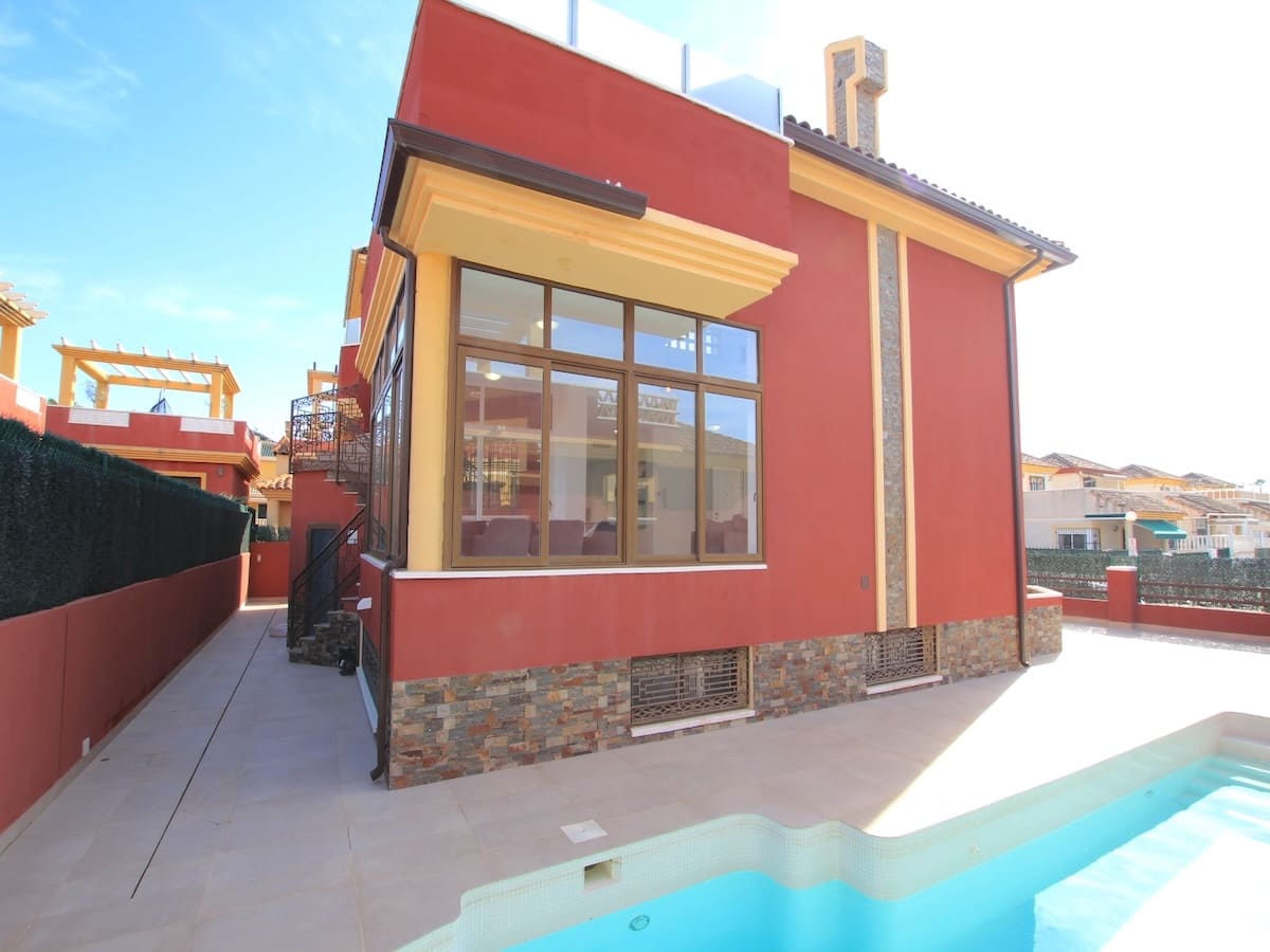 6 quarto Moradia para venda em Lo Crispin com piscina - 395 000 € (Ref: 9386325)