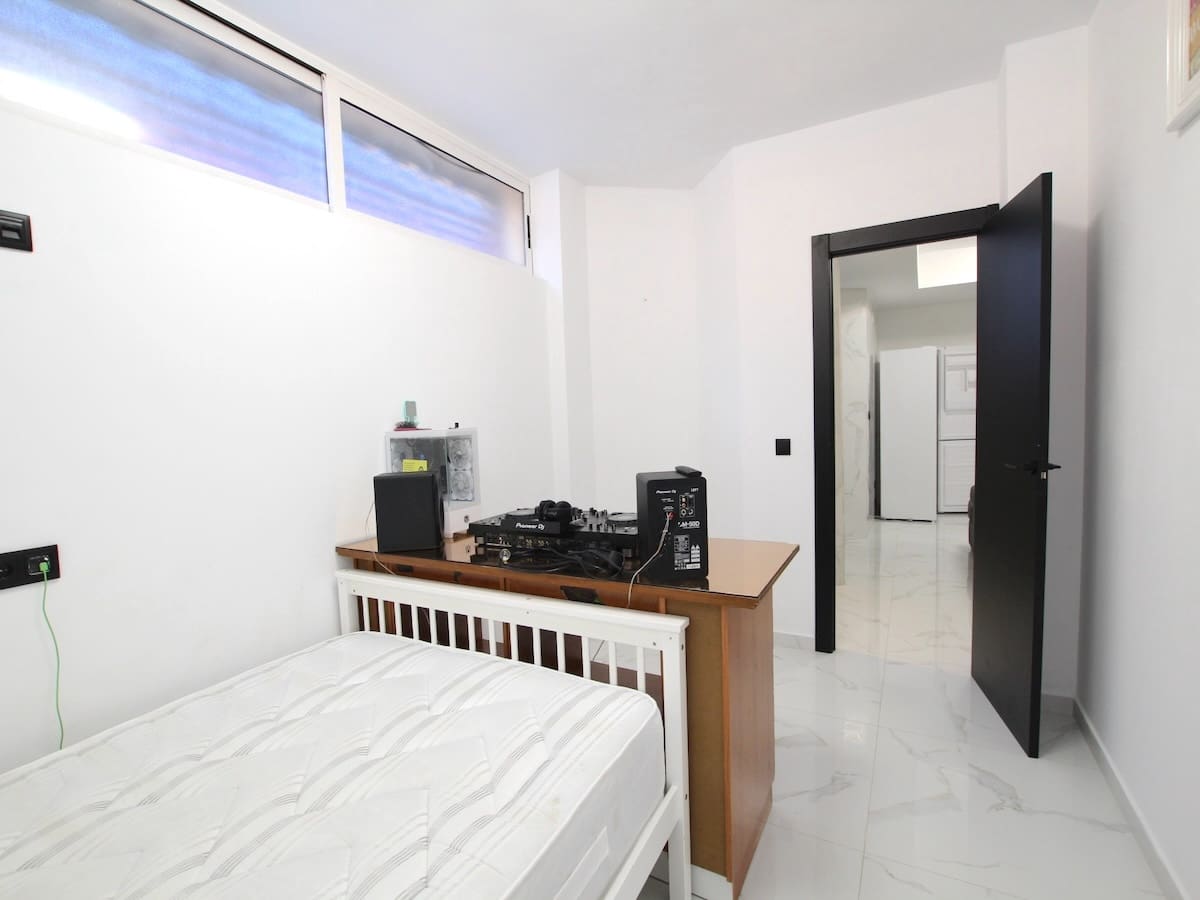 6 quarto Moradia para venda em Lo Crispin com piscina - 395 000 € (Ref: 9386325)