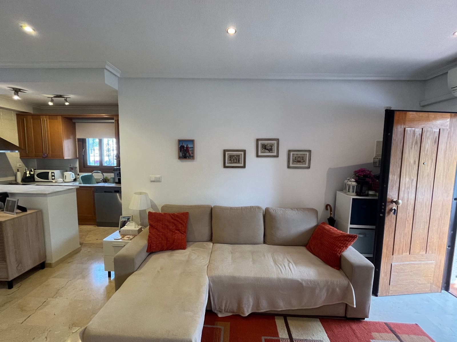 2 bedroom Apartment for sale in Villamartin with pool - € 199,995 (Ref: 9393681)